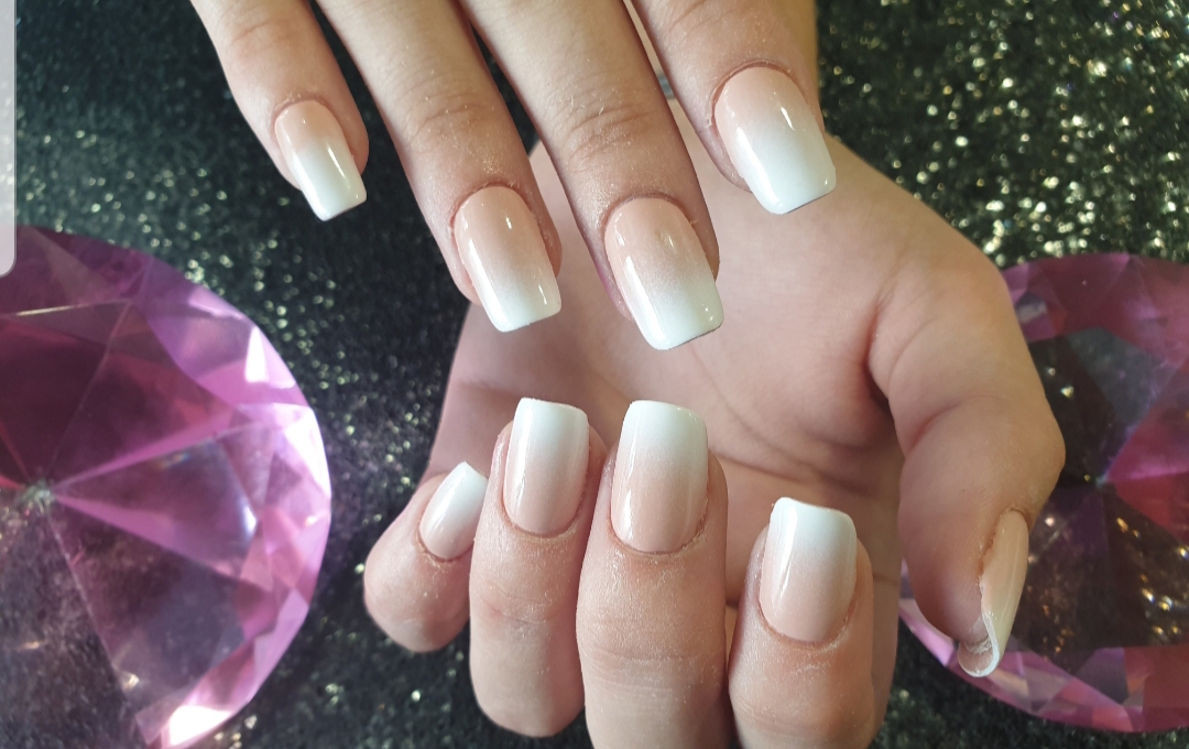 20200105_160637 baby boomer ongles galerie