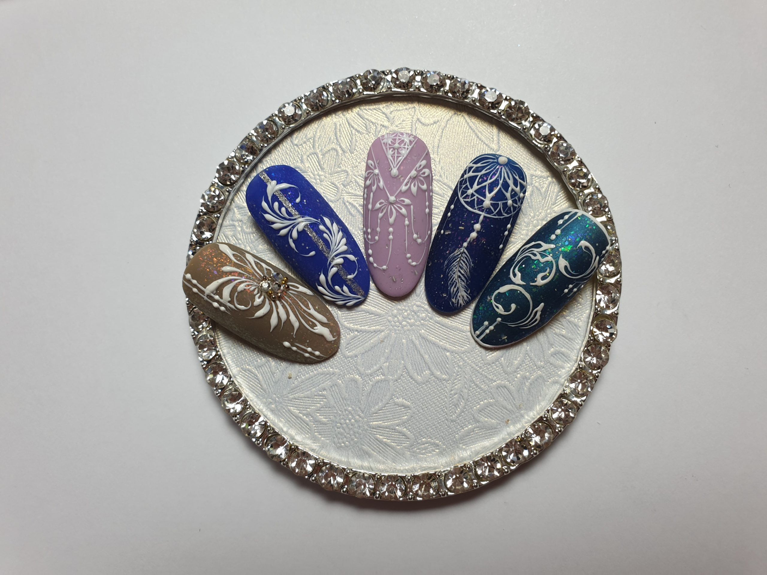 traits fins Ongles galerie